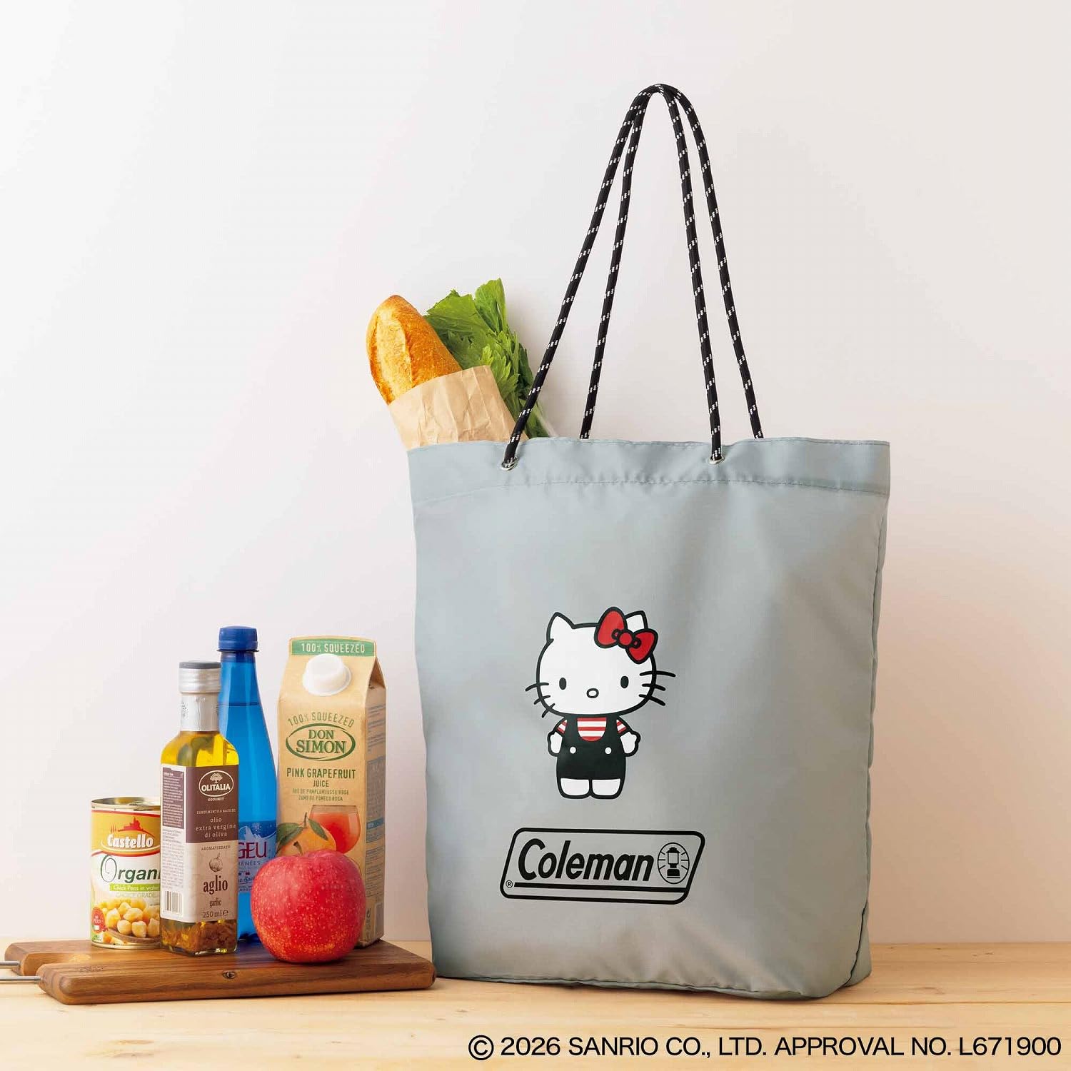 InRed 2026年10月號｜Coleman × Hello Kitty 繩索提把大容量購物袋